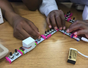 Youmedia YOUmedia and Maker Lab at 100,000 Opportunities Initiative | Chicago ...