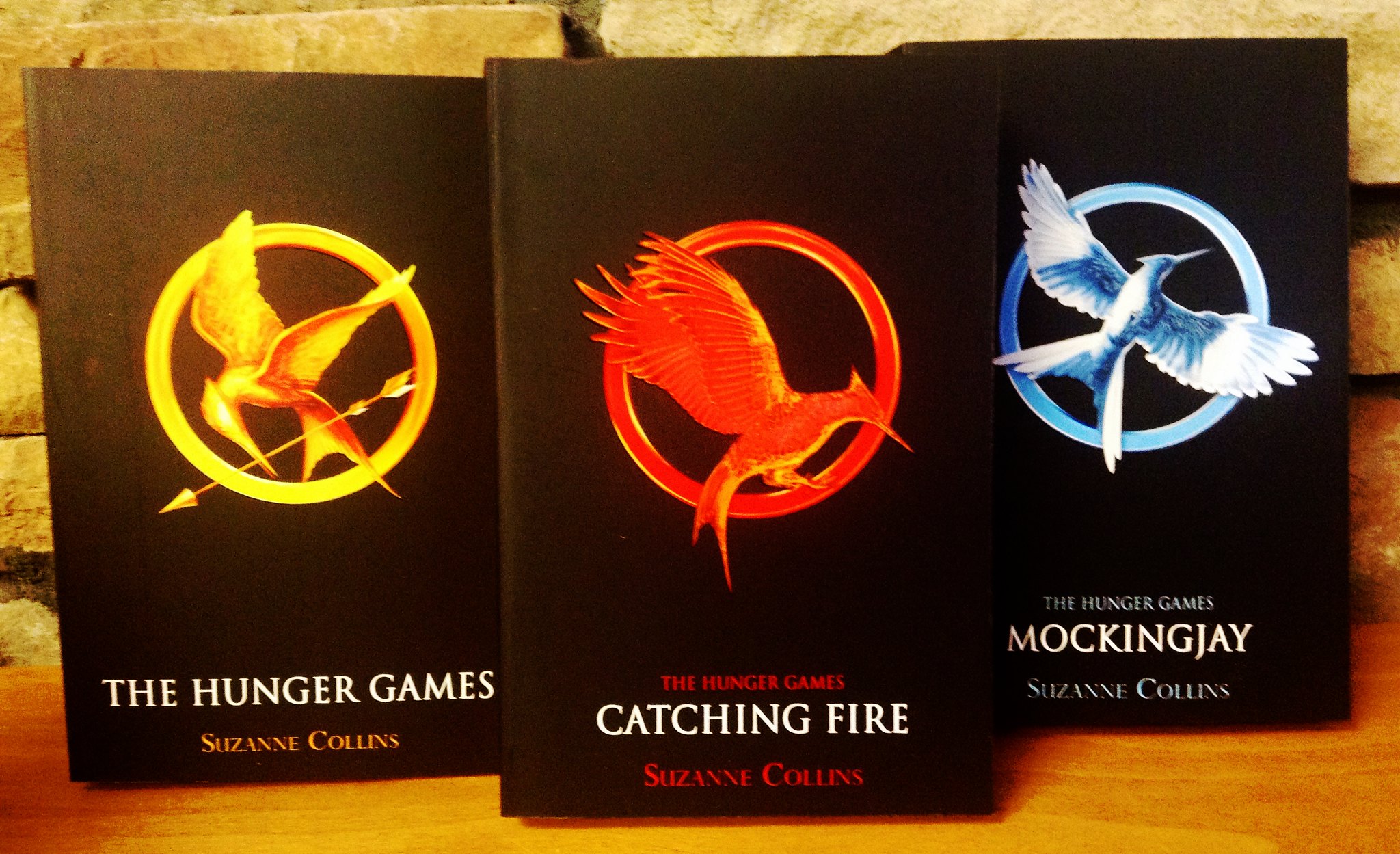 what is the order of the hunger games books