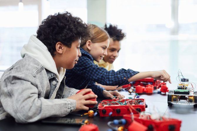 Ring, Ring! Calling Kids’ Books About Inventions | Chicago Public Library